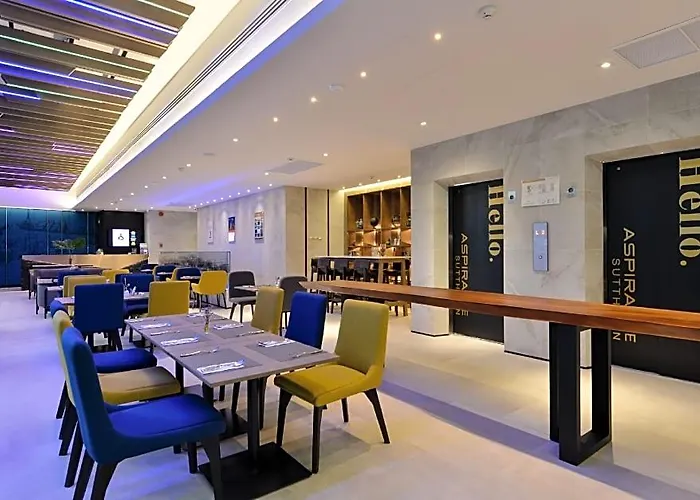 Aspira One Sutthisan Hotel 4*