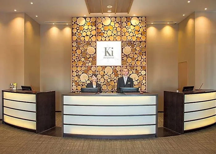 Aspira One Sutthisan Hotel 4*